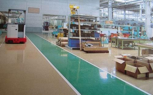 应该如何预防军垦路街道环氧地坪出现发白的现象