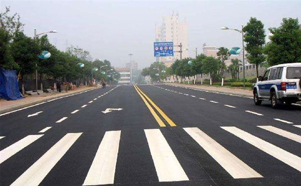 军垦路街道标线涂料在军垦路街道环氧地坪项目中的选择与应用